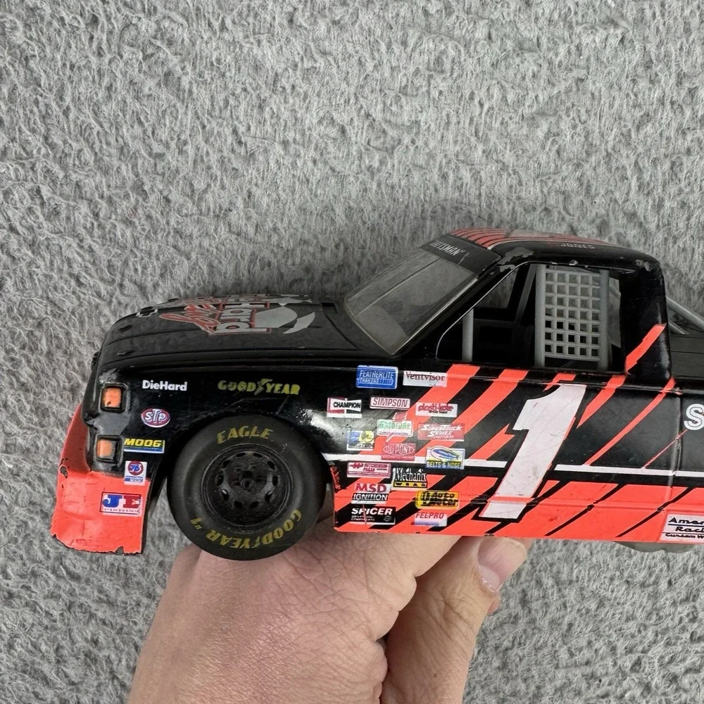 The Unbranded Brand chevrolet nascar